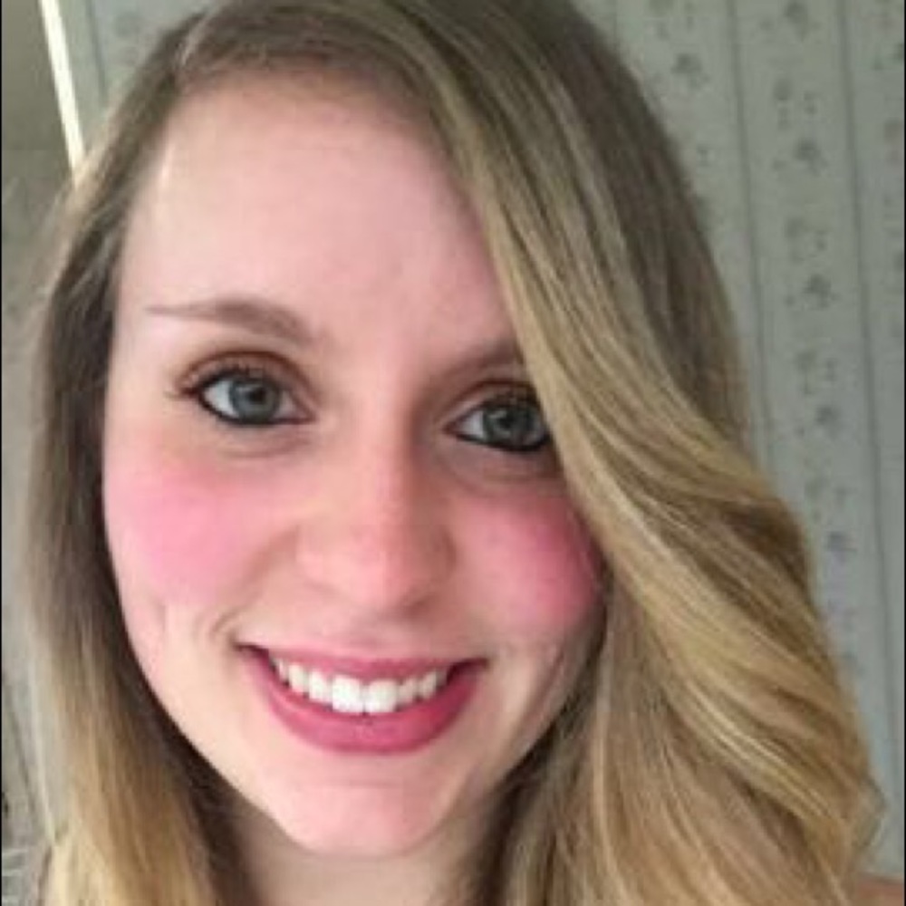 Meet your Posher, Brooke